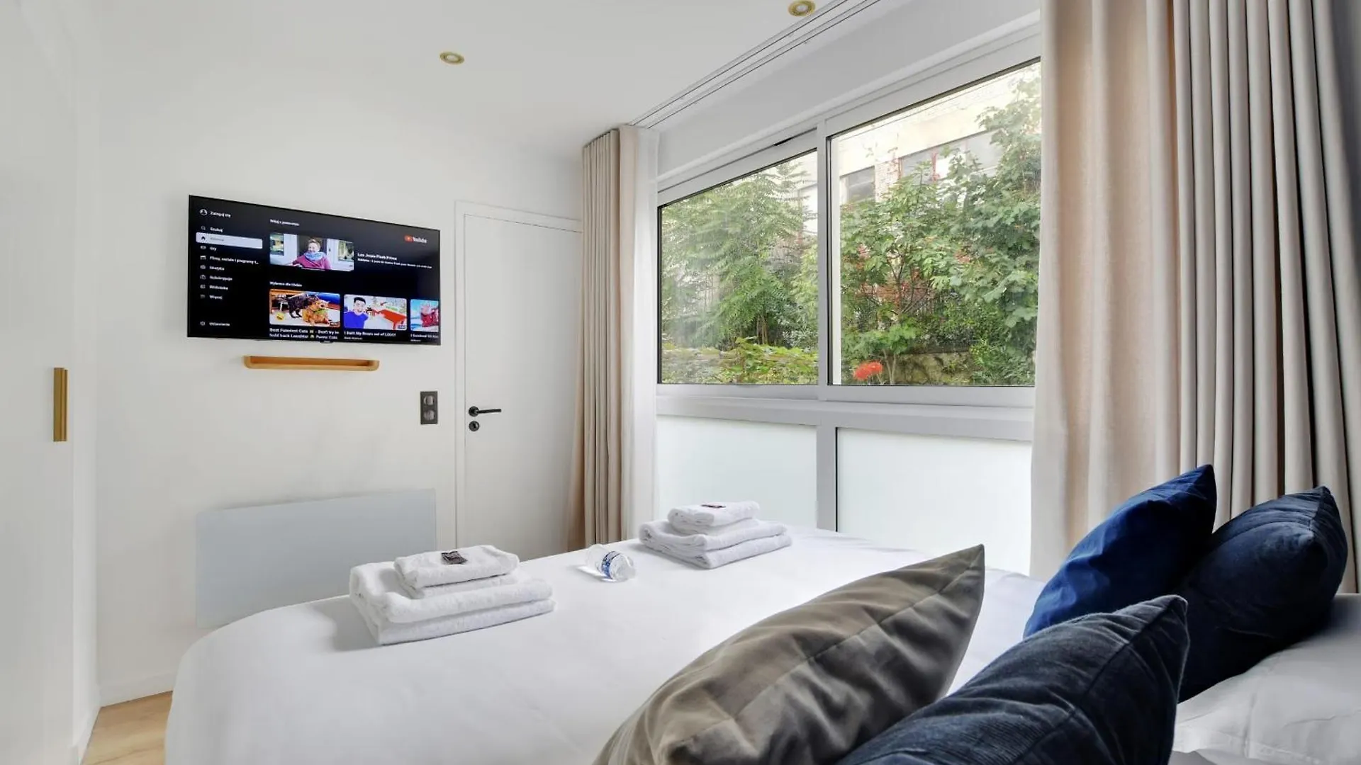 Incroyable Appartement - 3Br-8P - Pl De La Nation Paris 0*,  France